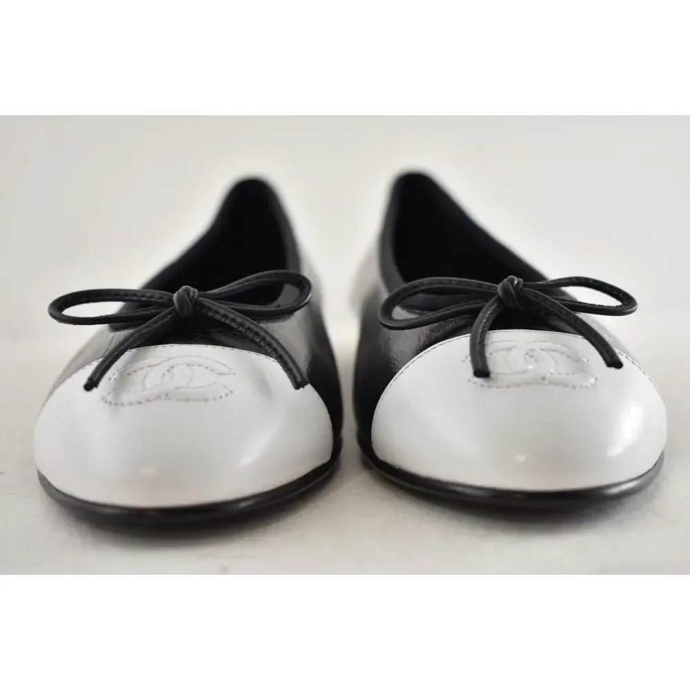 Chanel 26S Black White Crumpled Shiny Lambskin CC Bow Ballet Ballerina Flat 39.5 - Picture 11 of 16